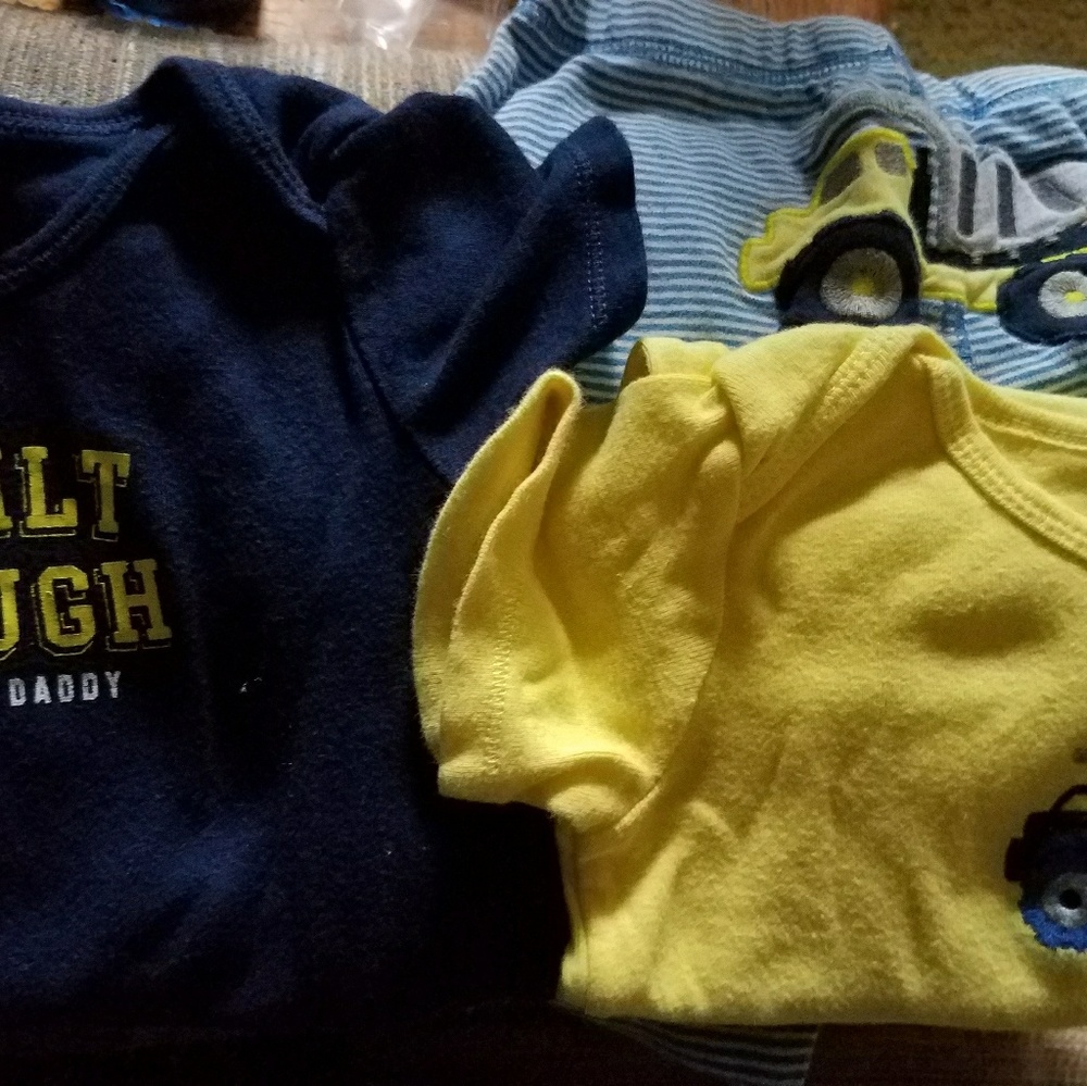 Carter's boy set